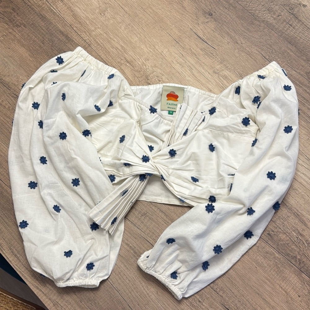 Farm Rio Size Small White & Blue Crop Top - Picture 1 of 5